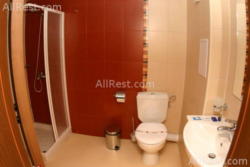 Lola Hotel 9